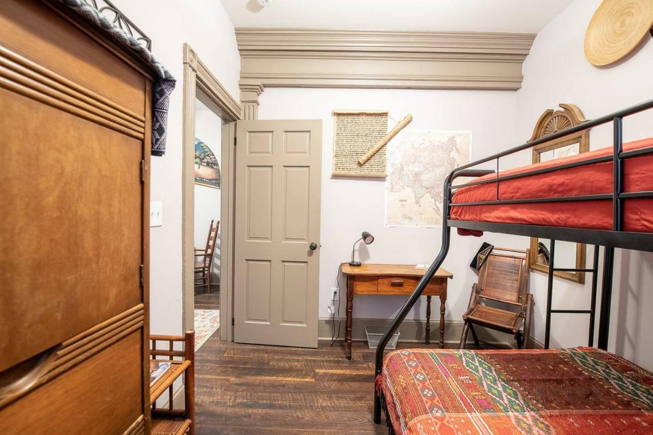 Cozy Hideaway In The Heart Of Lancaster Apartment Luaran gambar